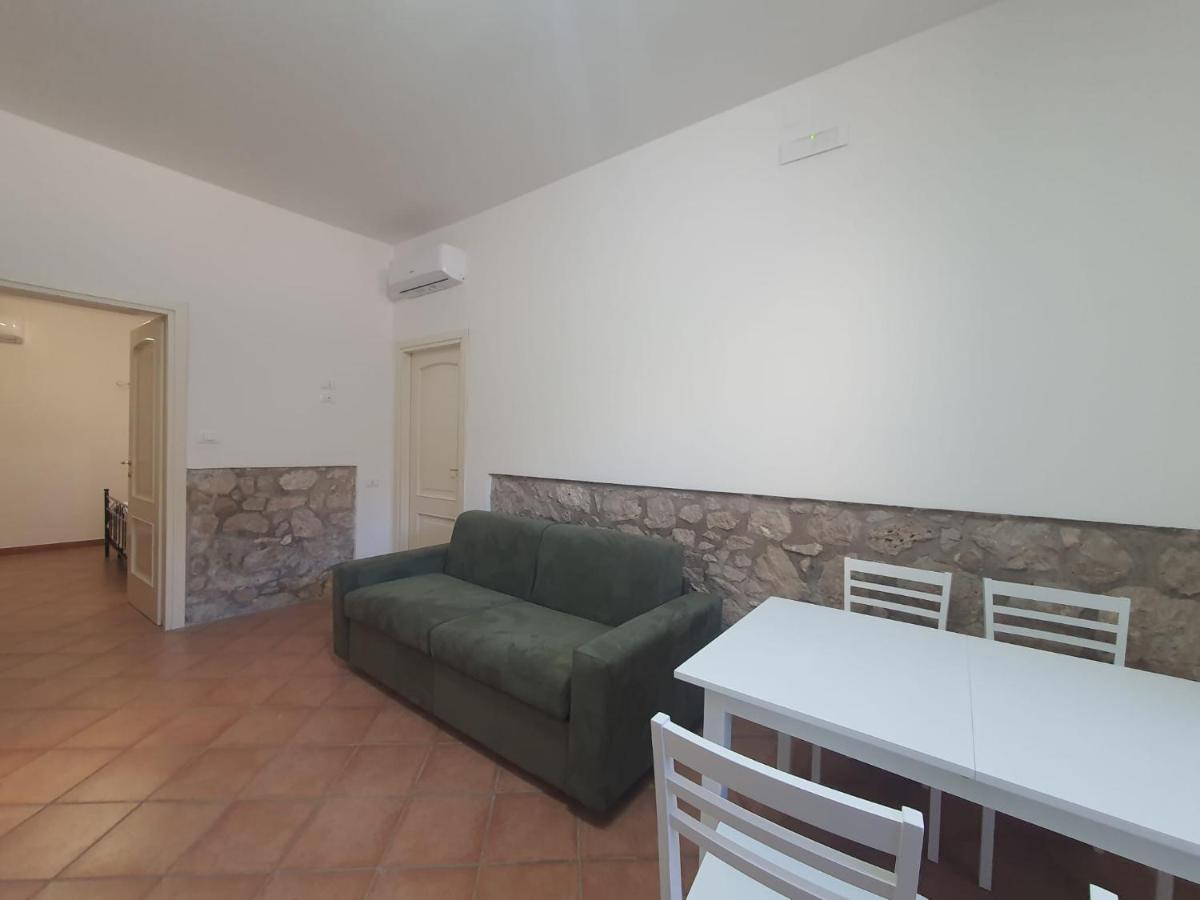 Casa Pepe - Fondi Vertice Rooms Екстер'єр фото